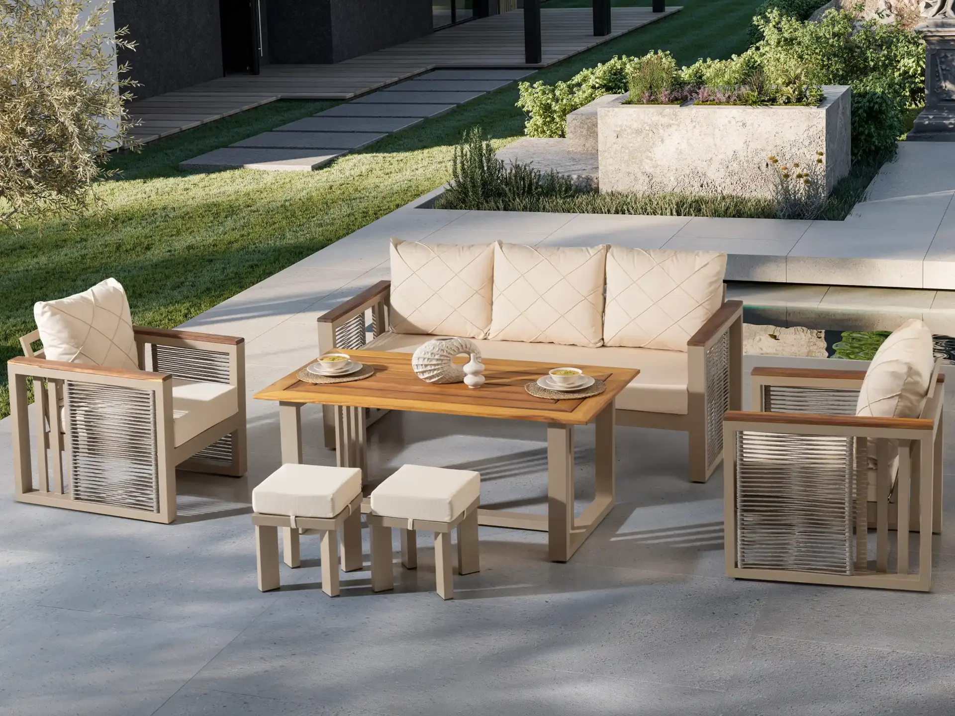 Baštenski set krem boje koji se sastoji od troseda, dve fotelje, taburea i drvenog stola